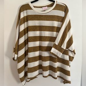 Pink lily oversized crop sweater. Size M